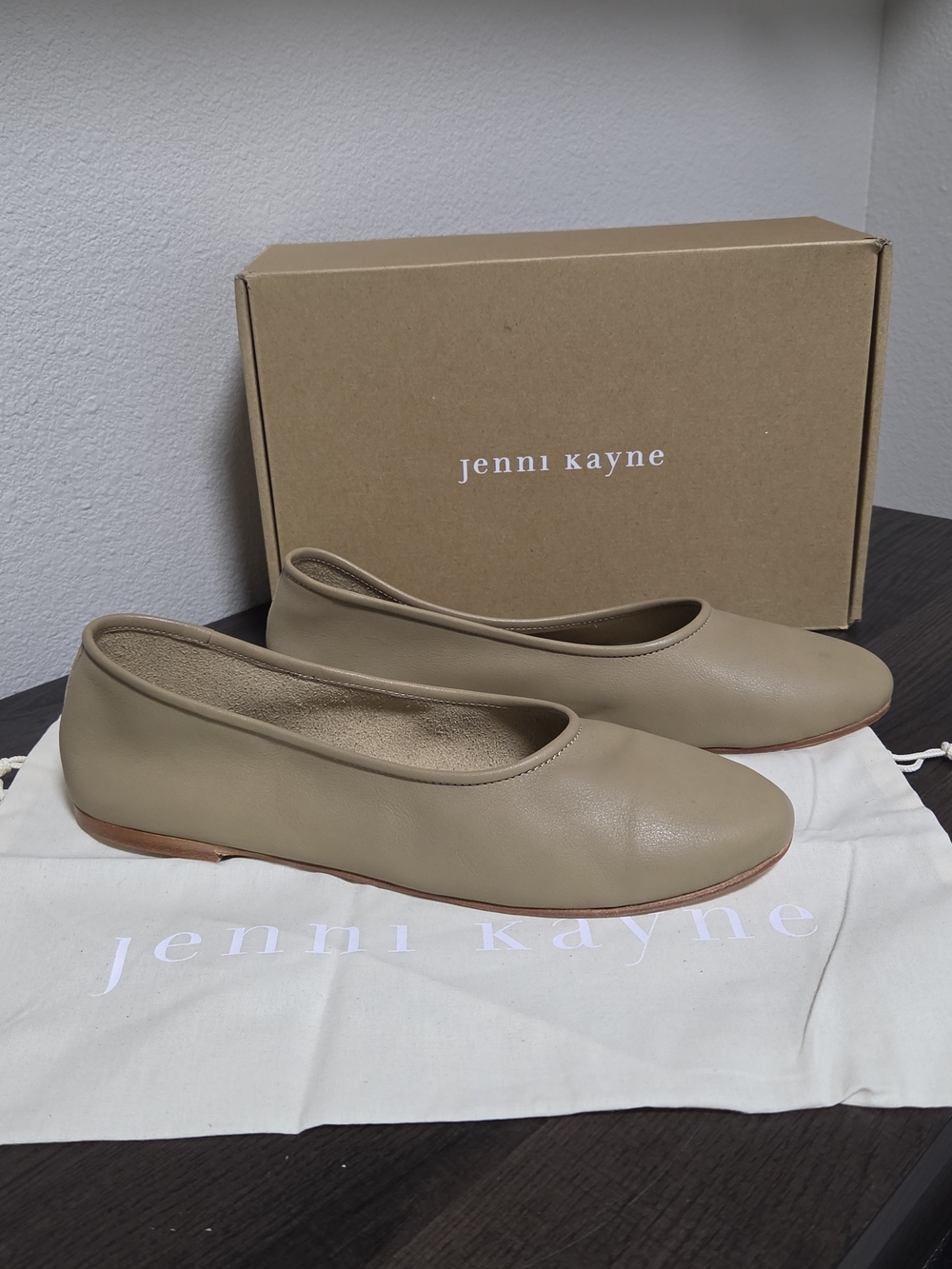 Jenni Kayne Charlotte Beige Leather Ballet Flats 41